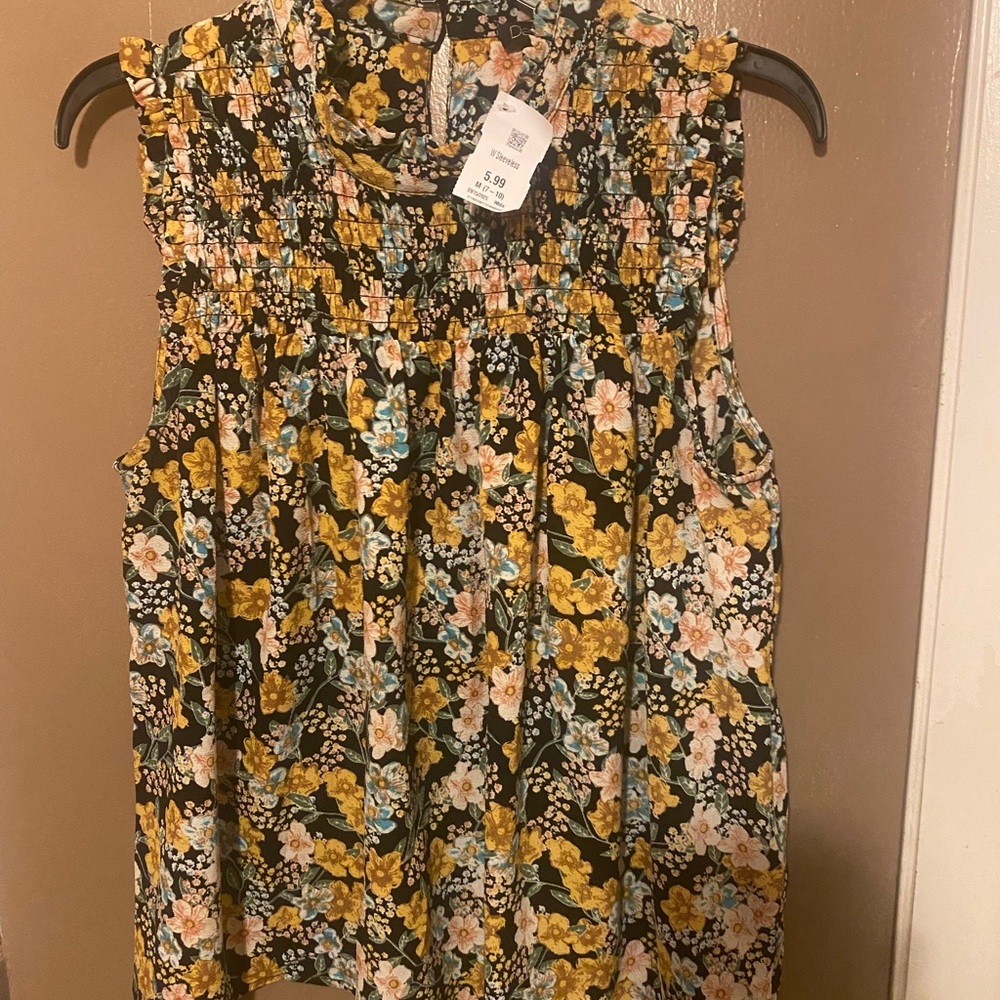 Floral Sleeveless Top